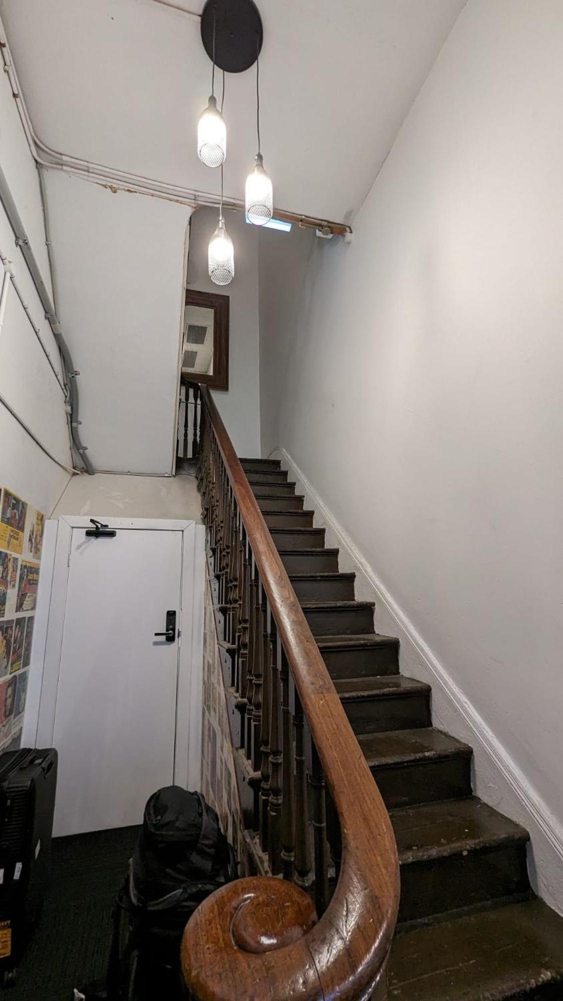 Base Camp Hostel 애들레이드 외부 사진
